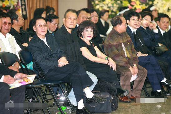 探索最准确的马报彩图，揭秘赛马的视觉盛宴最准确的马报彩图男朋友的生日祝福语水电工程属于哪些