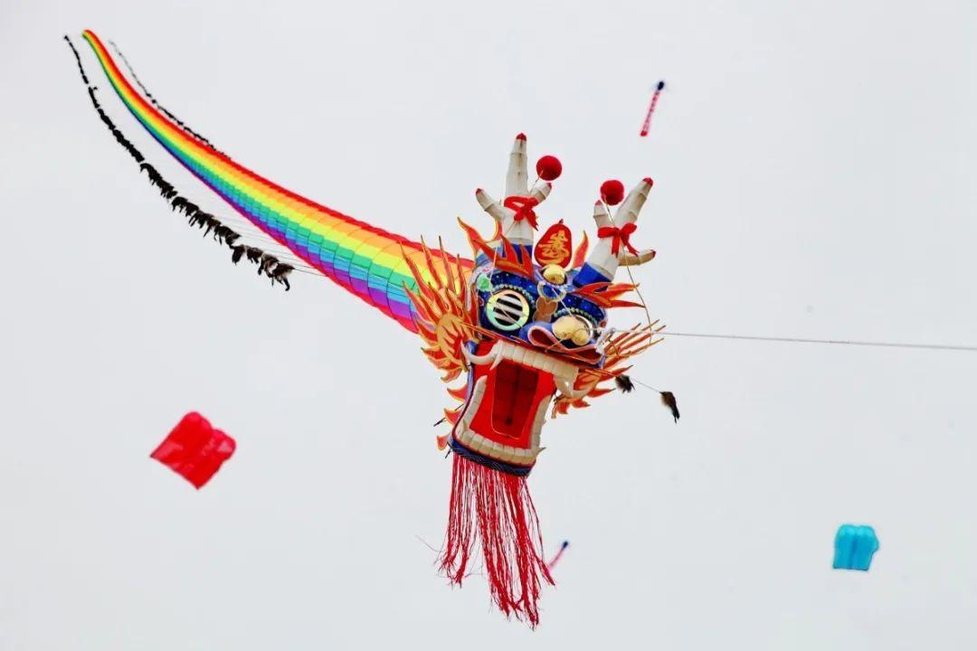 彩翎羽轿，传统工艺与现代审美的完美融合彩翎羽轿是飞行祥瑞吗