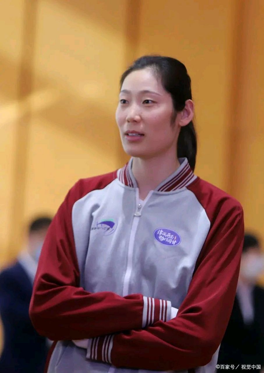 朱婷加盟上海女排,中国排球新篇章的开启朱婷正式出任中国女排主帅