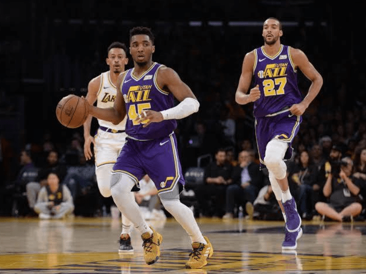 直播NBA比赛，现代体育迷的狂欢盛宴快手直播nba比赛